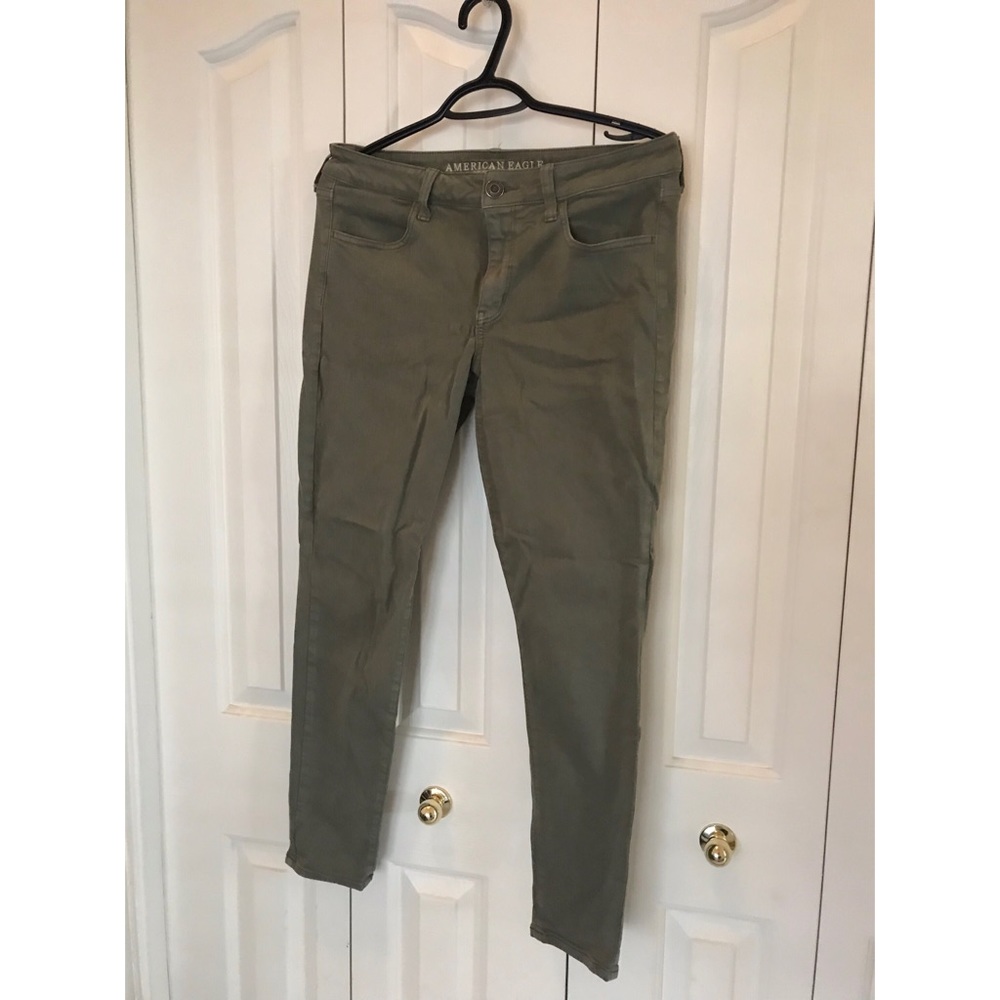 Olive Green Super Stretch Jegging